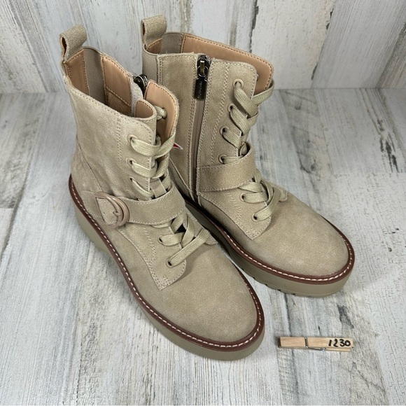 NEW Blondo Grayce Tan Waterproof Platform Lace Up Ankle Bootie #1230 - Picture 3 of 13